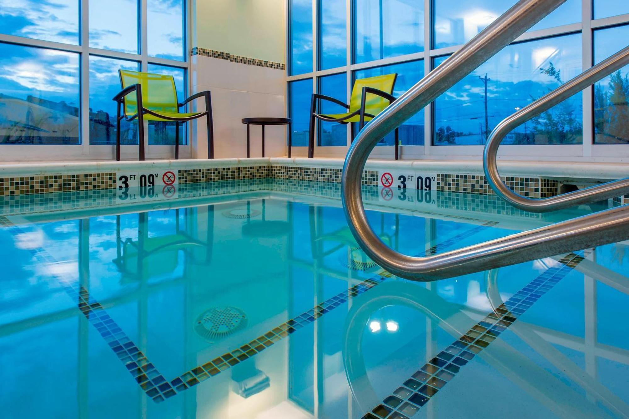 Springhill Suites By Marriott Gallup Bagian luar foto