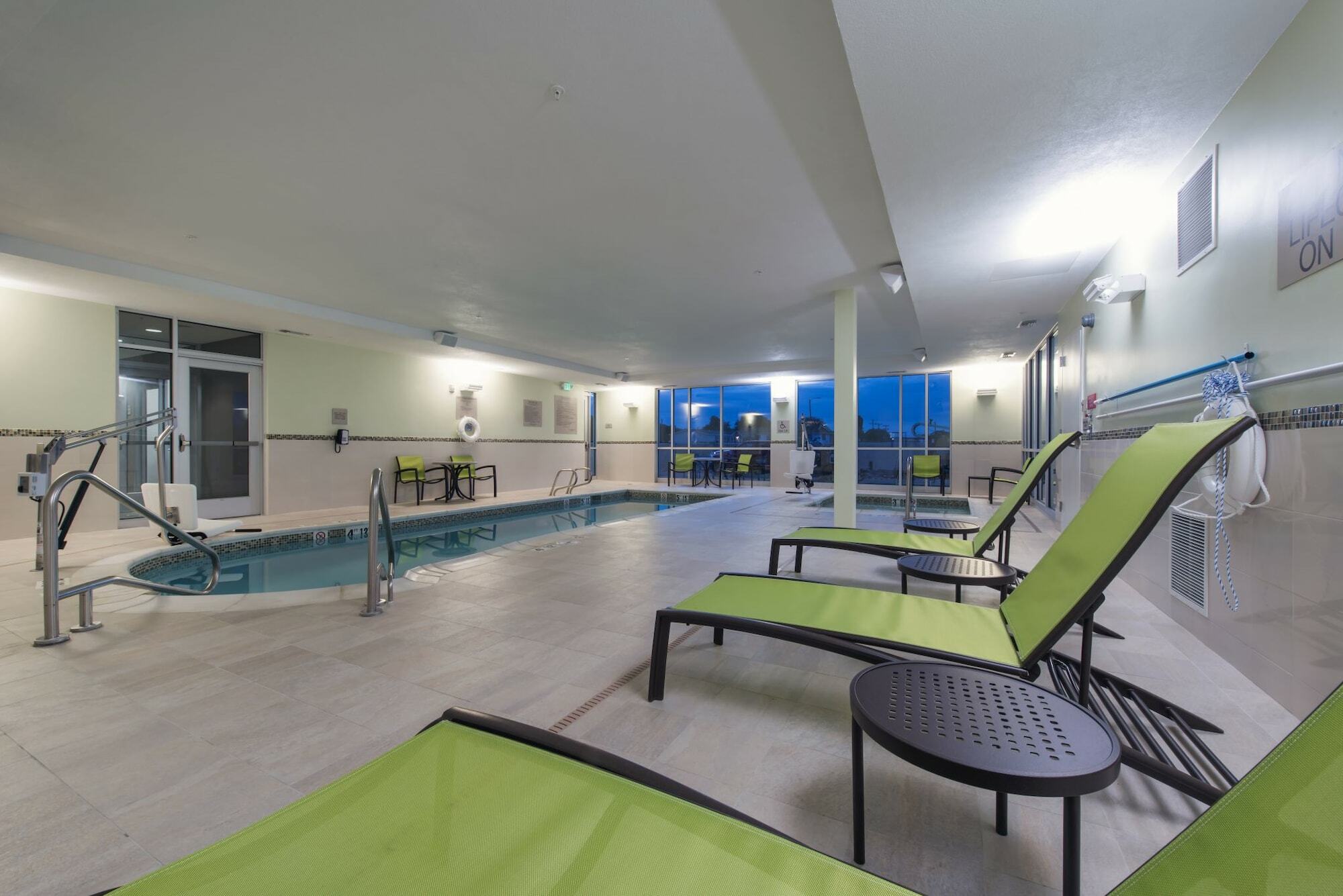 Springhill Suites By Marriott Gallup Bagian luar foto